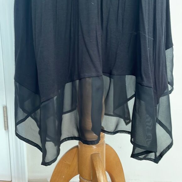 NWT black flowing skirt with see-through black edge by APT 9 size small - Picture 4 of 8